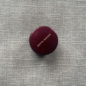 Kevyn Aucoin Sensual Skin Enhancer in Shade SX09